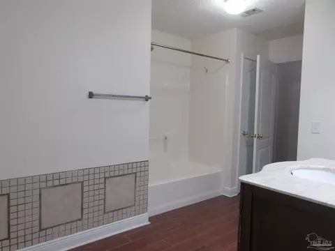 Bath - 5132 Seneca Trl, Milton, FL 32583 photo 7 of 7