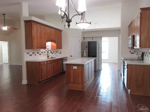Kitchen - 5132 Seneca Trl, Milton, FL 32583 photo 1 of 9