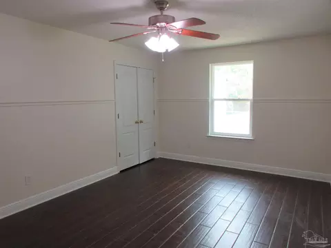 Bedroom - 5132 Seneca Trl, Milton, FL 32583 photo 6 of 6