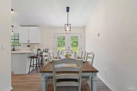 Dining - 3855 Nowling Rd, Jay, FL 32565 photo 2 of 2
