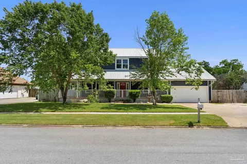 2148 Calle De Castelar, Navarre, FL 32566