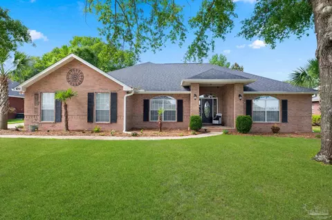 4250 Spindlewick Dr, Pace, FL 32571