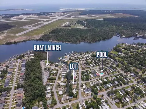 2430 Sonora Calzada, Pensacola, FL 32507