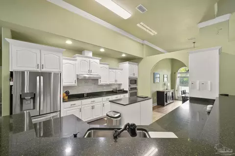 Kitchen - 4225 Byrnwyck Pl, Pace, FL 32571 photo 3 of 8