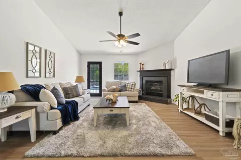 704 W Britain Dr, Cantonment, FL 32533 photo 12