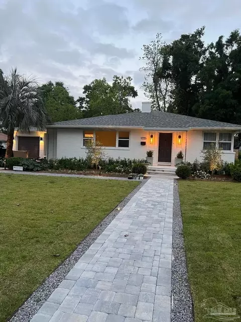 1735 E Hayes St, Pensacola, FL 32503
