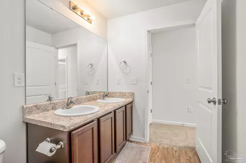 5894 Old Plantation Ct, Milton, FL 32570 photo 16