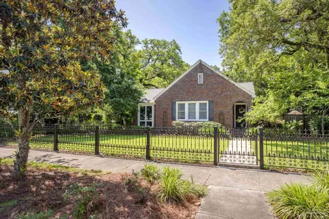 925 E Blount St, Pensacola, FL 32503