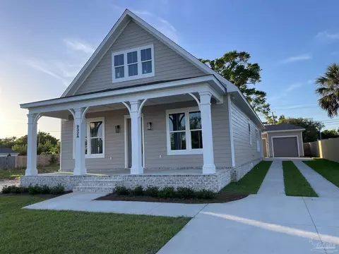 932 A Fairway Dr, Pensacola, FL 32507