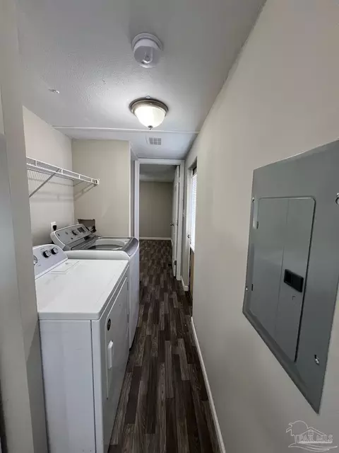 902 Brookhills Dr, Cantonment, FL 32533 photo 17