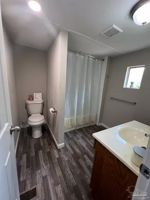 902 Brookhills Dr, Cantonment, FL 32533 photo 10