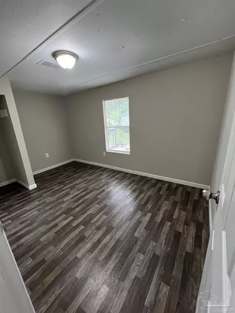 902 Brookhills Dr, Cantonment, FL 32533 photo 7
