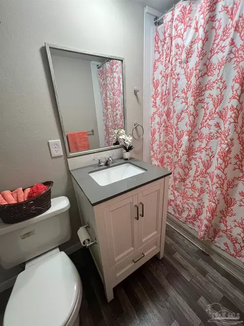 902 Brookhills Dr, Cantonment, FL 32533 photo 13