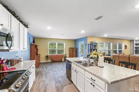 4624 Perception Cir, Milton, FL 32570 photo 13