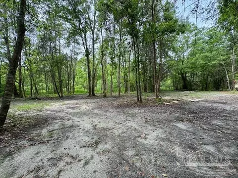 7228 Evans Way, Milton, FL 32583 photo 2