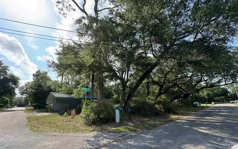 3976 Woodfin Cir, Pace, FL 32571 photo 7