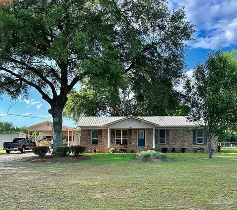 6000 Hosea Gillman Rd, Milton, FL 32570