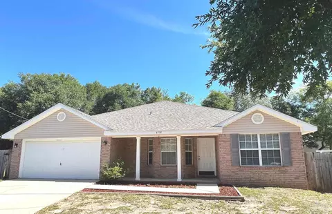 6758 Mid Ridge Ct, Milton, FL 32570
