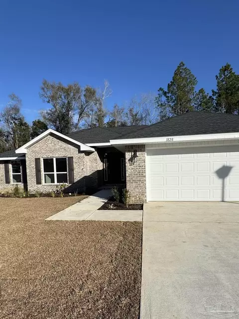 1828 Sunset Maple Rd #18B, Cantonment, FL 32533