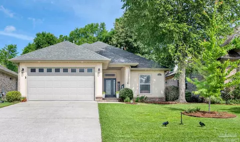 5952 Dahoon Dr, Pensacola, FL 32526