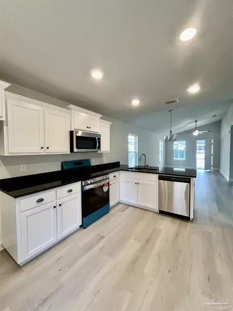 4992 Muldoon Pointe Rd #3A, Pensacola, FL 32526
