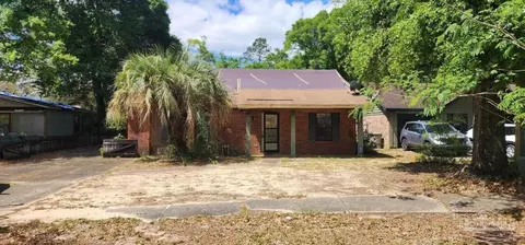7923 Oak Forest Dr, Pensacola, FL 32514