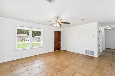 4241 N Island Dr, Pace, FL 32571 photo 8