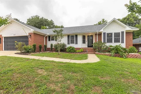 7045 Longleaf Creek Dr, Pensacola, FL 32526