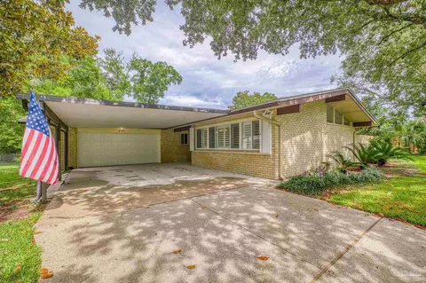 607 Camborne Ave, Fort Walton Beach, FL 32547