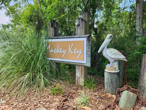 2155 Ander Way, Pensacola, FL 32514