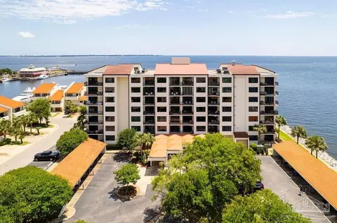 502 Port Royal Way #502, Pensacola, FL 32502