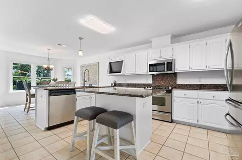 3227 Cobblestone Dr, Pace, FL 32571 photo 4