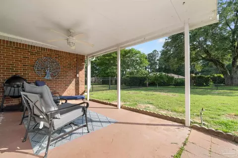 3227 Cobblestone Dr, Pace, FL 32571 photo 5