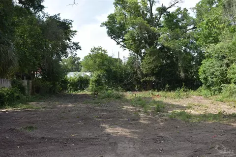2305 W Blount St, Pensacola, FL 32505