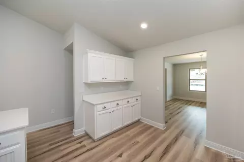 Entry Way - 6463 Benelli Dr, Milton, FL 32570 photo 2 of 5