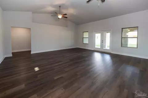 6306 Pineapple Dr, Milton, FL 32570 photo 12