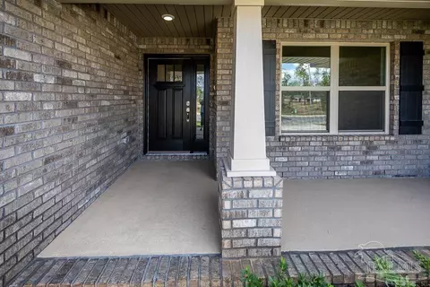 6276 Pineapple Dr, Milton, FL 32570 photo 2