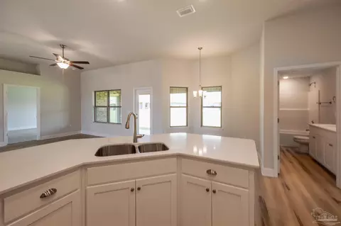 Entry Way - 6270 Pineapple Dr, Milton, FL 32570 photo 2 of 4