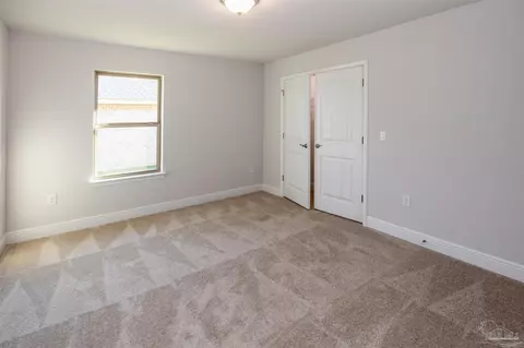 Bedroom - 6270 Pineapple Dr, Milton, FL 32570 photo 5 of 5