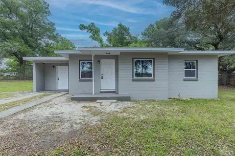 704 Chaseville St, Pensacola, FL 32507