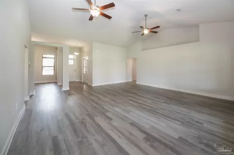 Living - 6264 Pineapple Dr, Milton, FL 32570 photo 2 of 5