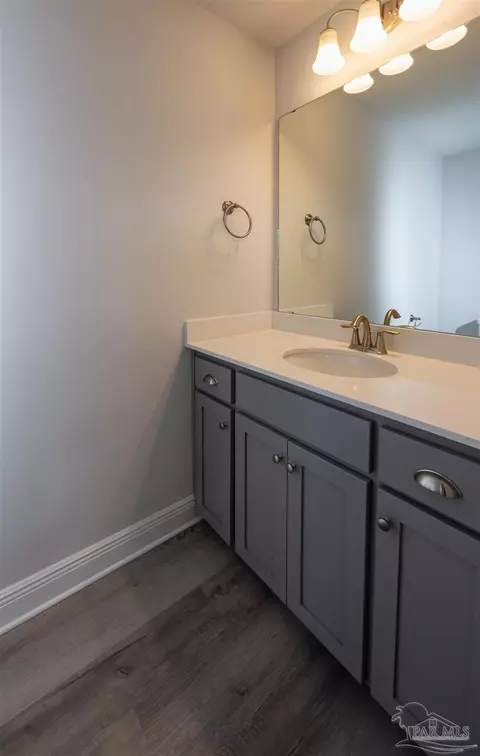 Bath - 6264 Pineapple Dr, Milton, FL 32570 photo 1 of 4