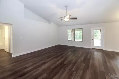 6258 Pineapple Dr, Milton, FL 32570 photo 7