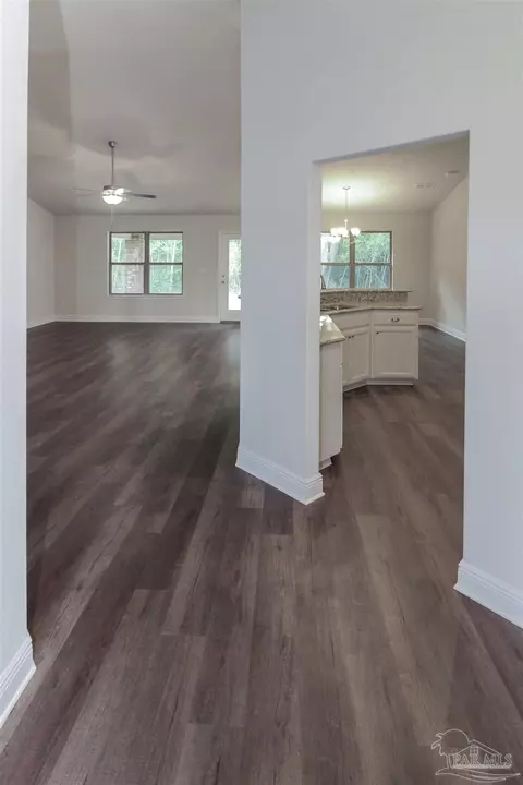 6258 Pineapple Dr, Milton, FL 32570 photo 6