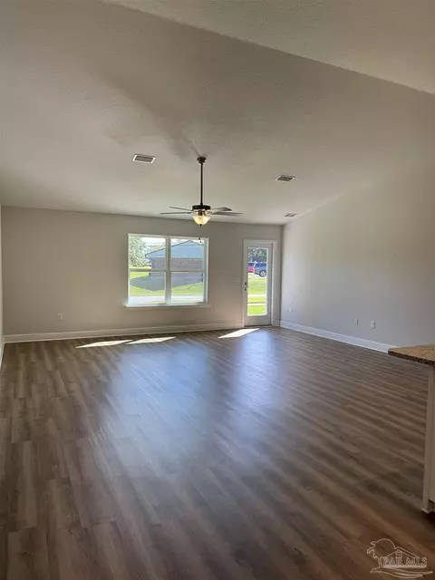 Living - 1804 Sunset Maple Rd #24-B, Cantonment, FL 32533 photo 1 of 1