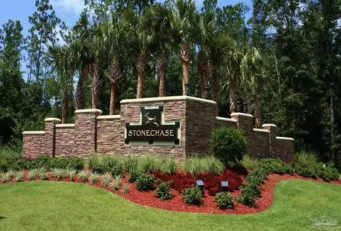 5856 Dunridge Dr, Pace, FL 32571