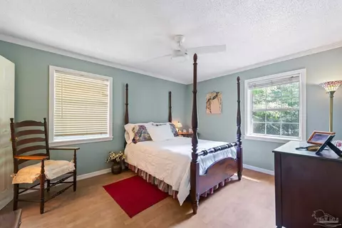 Bedroom - 6494 Cedar St, Milton, FL 32570 photo 1 of 6