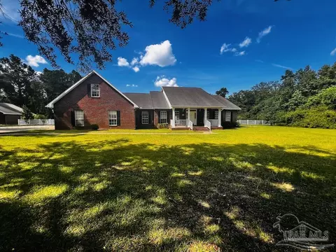 796 Talley Ln, Cantonment, FL 32533
