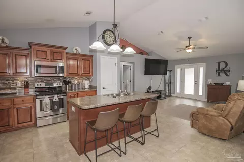 4852 Covenant Cir, Pace, FL 32571 photo 8
