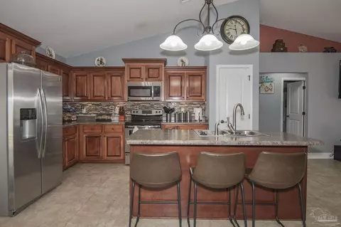 4852 Covenant Cir, Pace, FL 32571 photo 12
